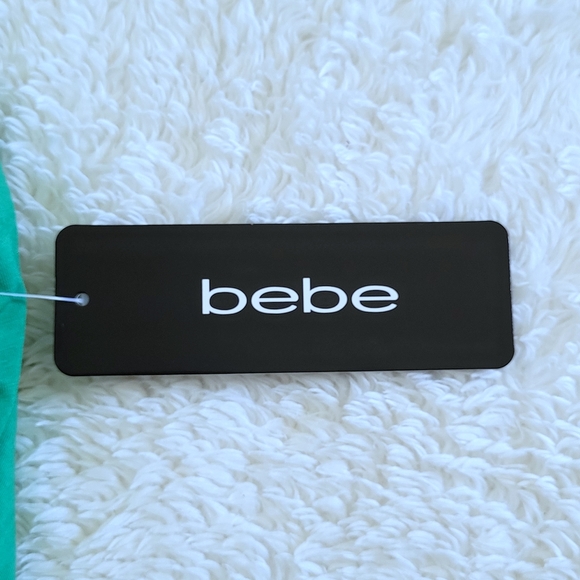 bebe Green💚 Top With Triple3️⃣ Silver🤍 Rings Detail - NWT - Picture 5 of 16